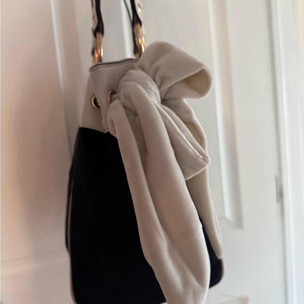 Juicy Couture - The Key to Juicy Tote - Liquorice Black and Cream Women's Bag - Picture 3 of 7